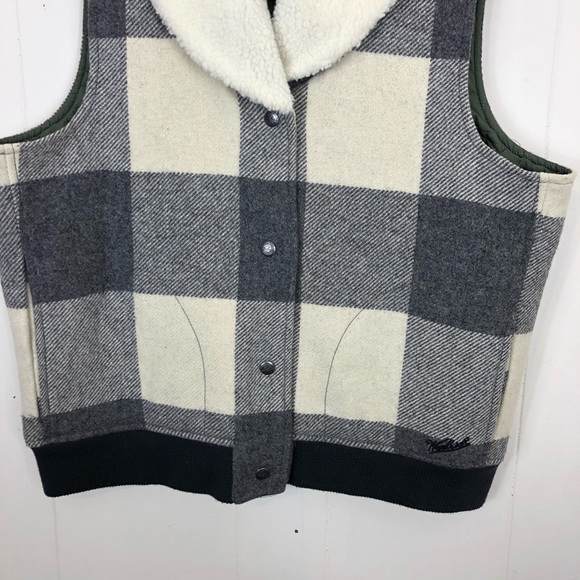 Woolrich Women's Giant Buffalo Wool Vest Sz L - Picture 6 of 14